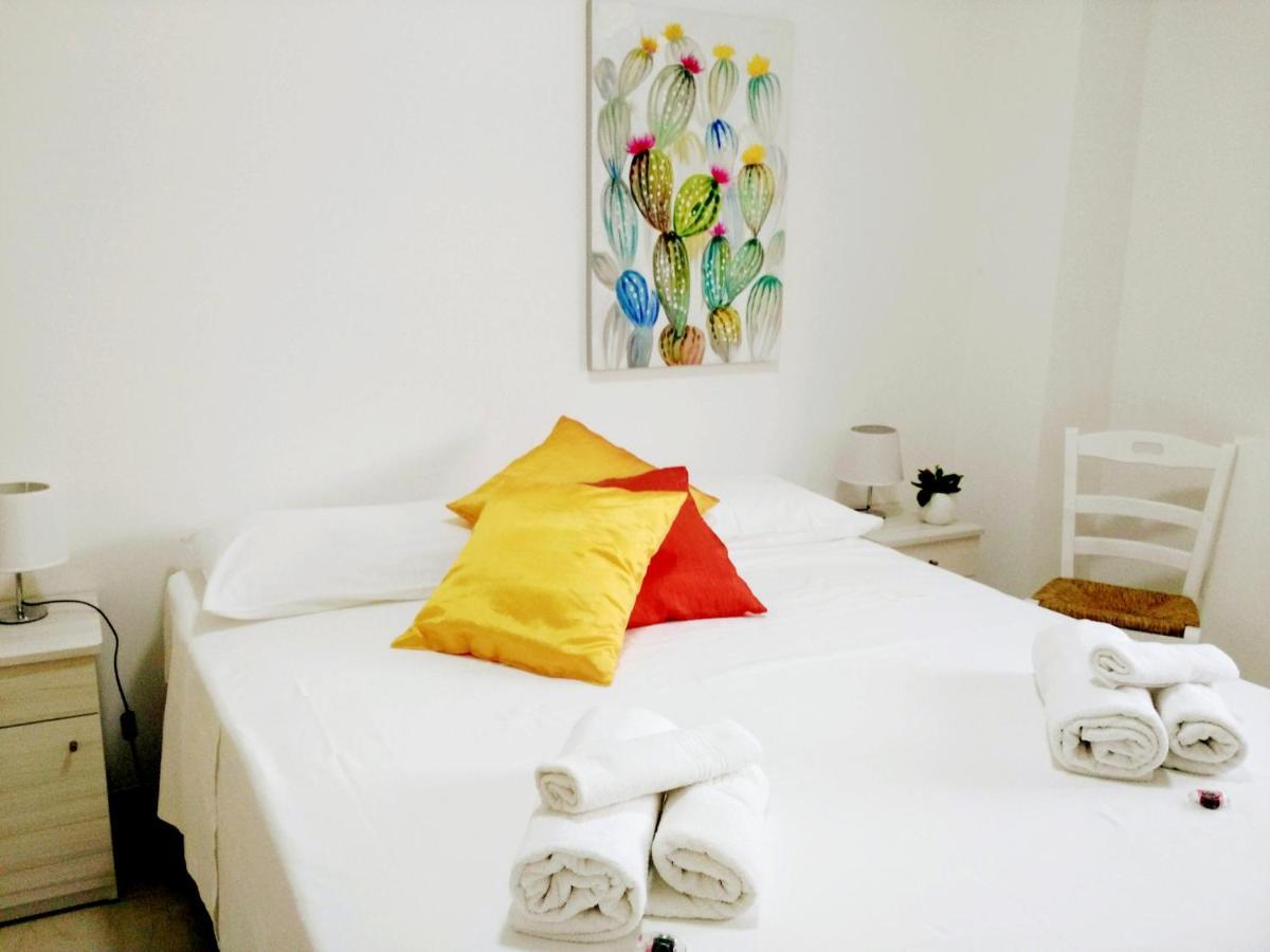 Torre Lapillo Fronte Mare In Centro With Covered Parking 토레 라필로 외부 사진